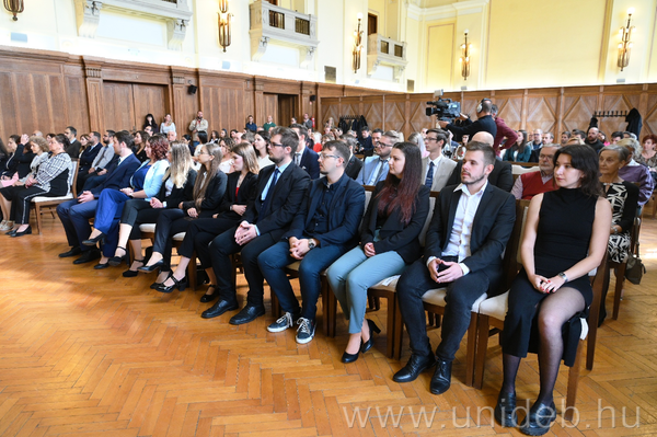 Dedication to Science was awarded at the University of Debrecen.