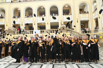 Új orvosokat avattak a Debreceni Egyetemen