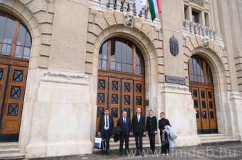 Azeri és üzbég delegáció