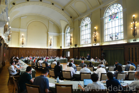 Szenátusi tag választása 2026