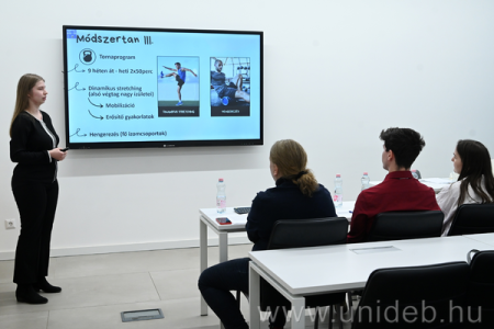 Rekordszámú előadás az OETDK-n