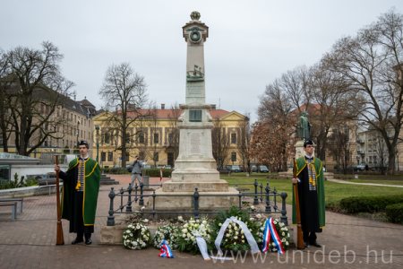 gályarabok- koszorúzés és konferencia