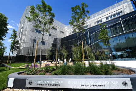 A Gyógyyszerésztudományi Kar épülete