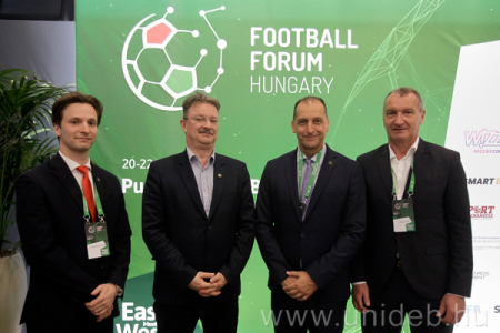 DE Football Forum