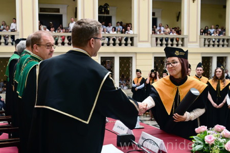 ÁOK diplomaosztó 2026